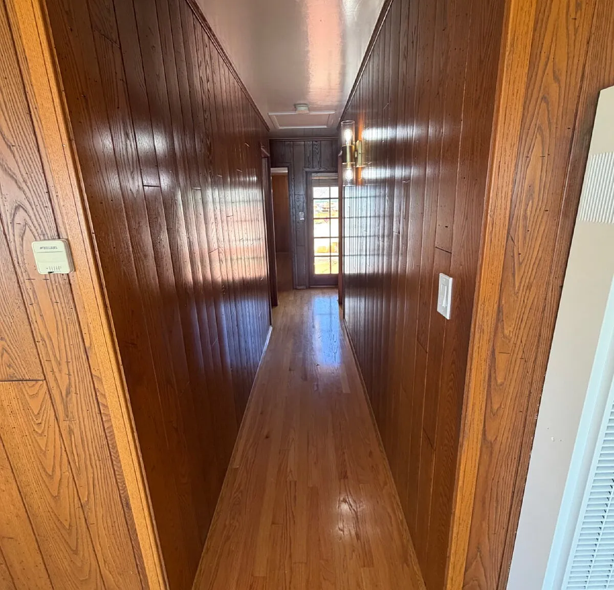 2 bed, 1.0 bath, 712 sqft, $4,500 — Photo 2