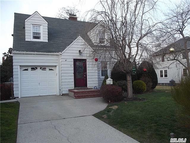 1st image of 14 Kearney Ave