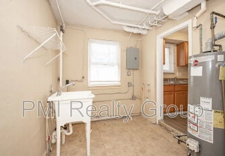 645 Babbitt Rd — Photo 9