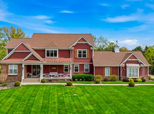 2461 Maple Hill Rd, Willoughby Hills, OH 44094