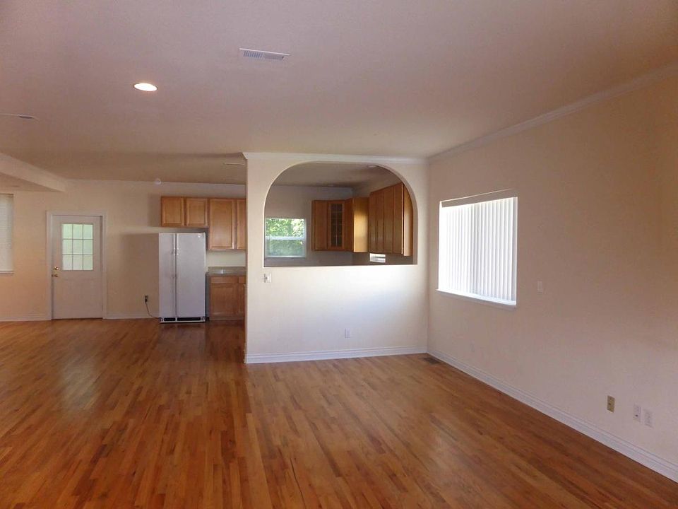 Main living/kitchen