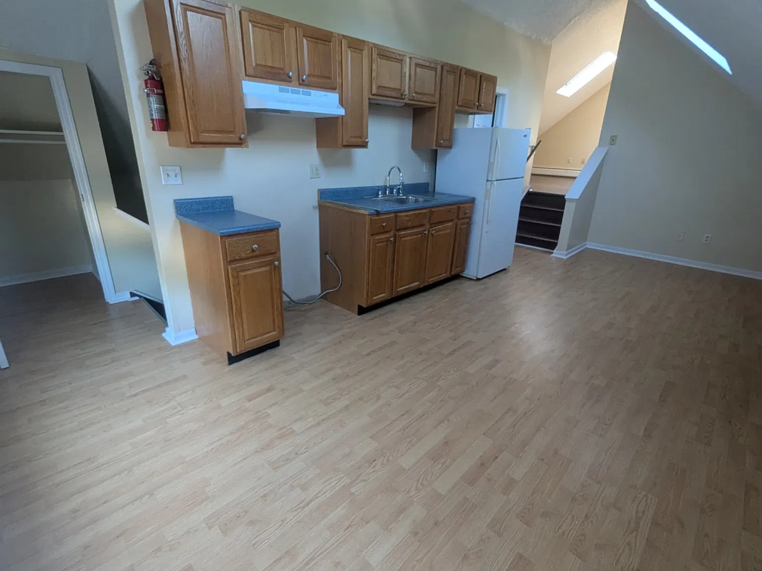 Studio, $1,300 — Photo 2