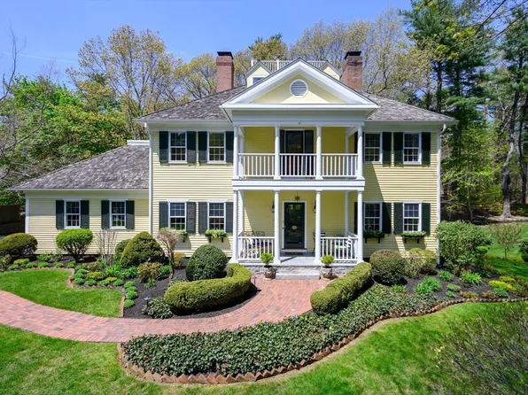 1 Brewer Way, Hingham, MA 02043