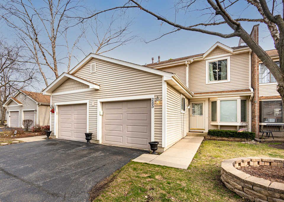 1st image of 285 E Forest Knoll Dr