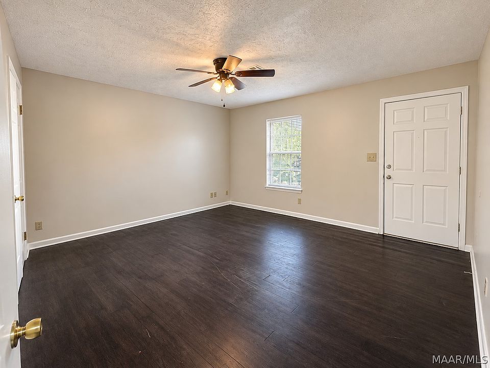 1st image of 229 Juniper Ct