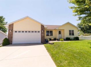 1600 Aspen Dr, Waterloo, IA 50701