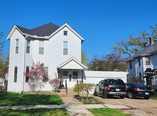 2014 Farnam St, Davenport, IA 52803