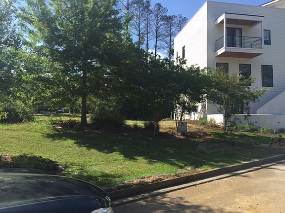 2nd image of LOT 22 Lasalle St #22