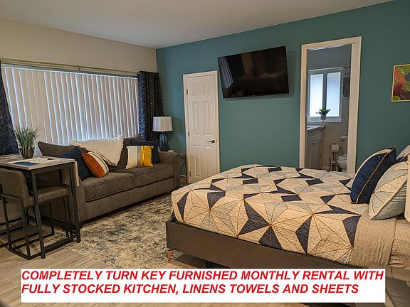 Fully Furnished Mid Term Monthly Rental - Perfect for vacation or on temporary assignment!