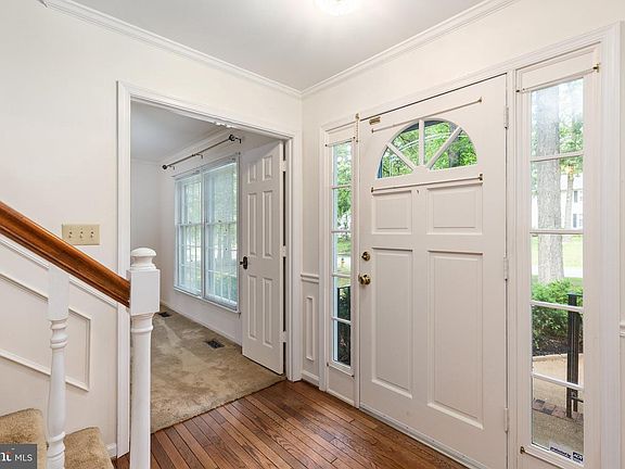 4th image of 604 Falmouth Dr