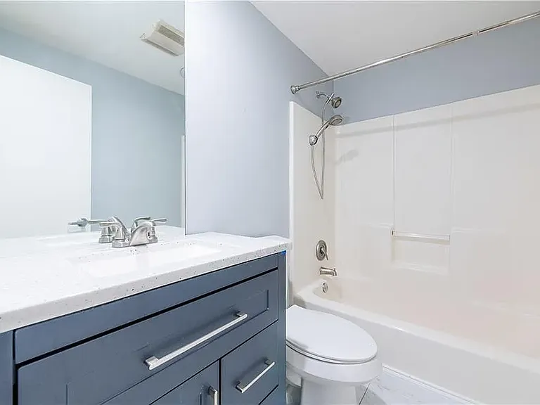 210 Walker St SW #1 — Photo 19