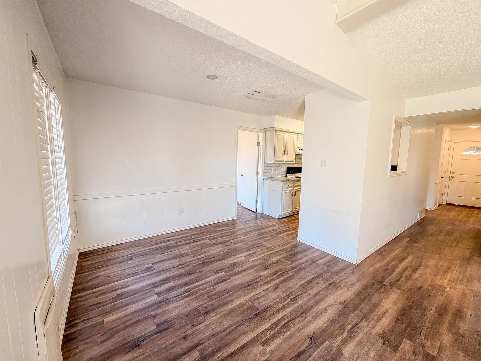 3 bed, 1514 sqft, $1,550 — Photo 3