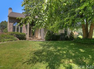 2903 Ellington Rd NE, Grand Rapids, MI 49525