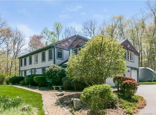 23 Spring Rock Rd, East Lyme, CT 06333