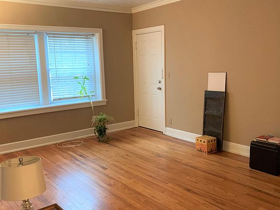 5th image of 210 Emanuel Cleaver Ii Blvd APT 1E
