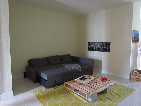 3rd image of 2741 NE 4th St Unit 204