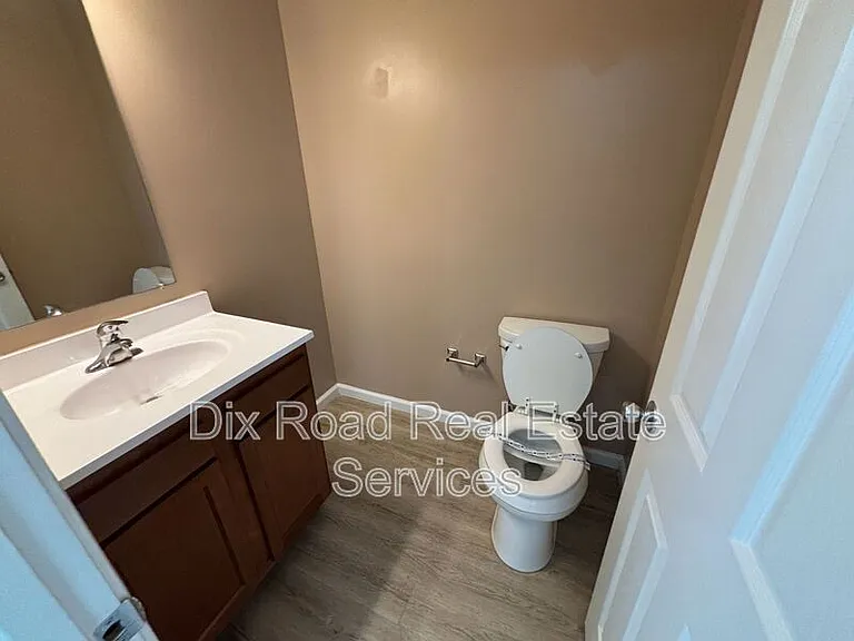 100 Kaitlin Way — Photo 10