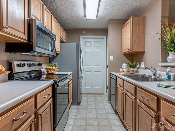 5th image of 1927 Waterstone Blvd APT 208