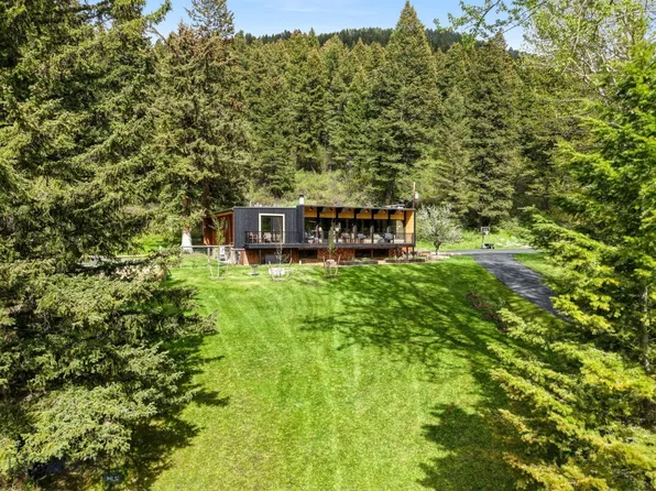 3556 Bear Canyon Rd, Bozeman, MT 59715