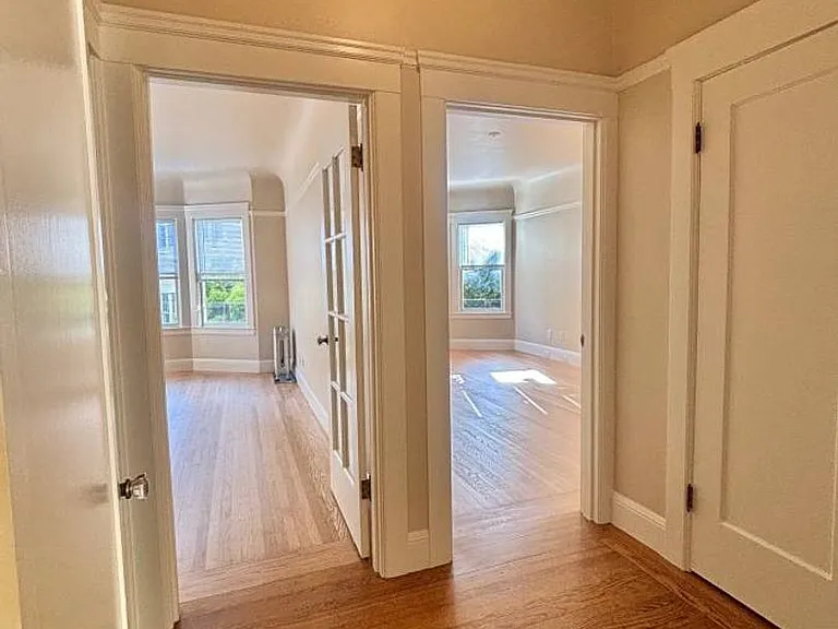 3575 Fillmore St — Photo 2