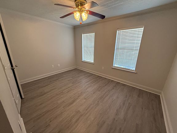 4th image of 112 Kings Ridge Dr