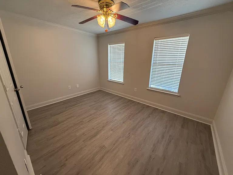 112 Kings Ridge Dr — Photo 4