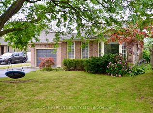 7428 Petrullo Ct, Niagara Falls, ON L2H 2K4