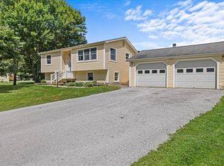 85 Mountain View Dr, Swanton, VT 05488