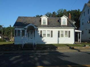 210 N Broadway #2, Wind Gap, PA 18091