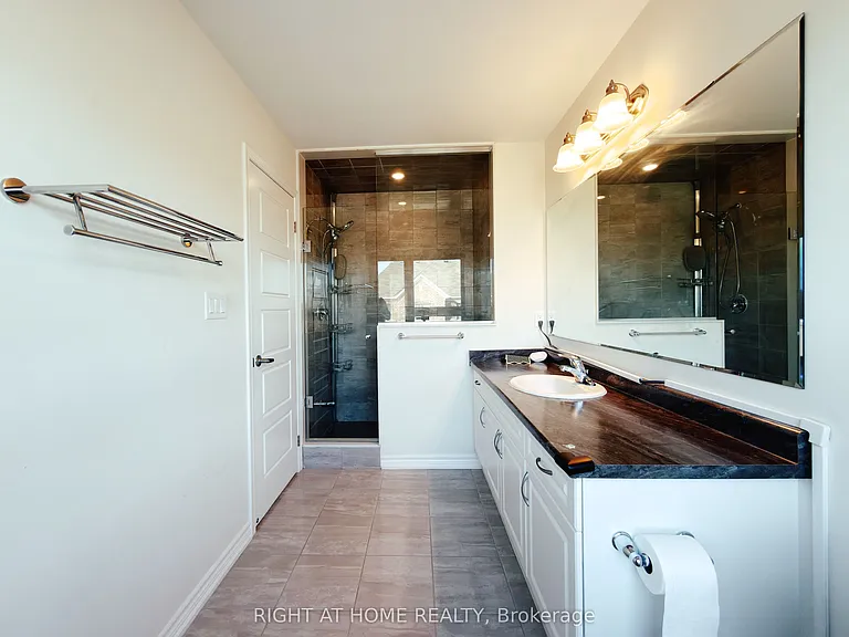 30 Boothill Dr — Photo 41