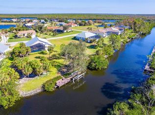 4678 Arlington Dr, Cape Haze, FL 33946
