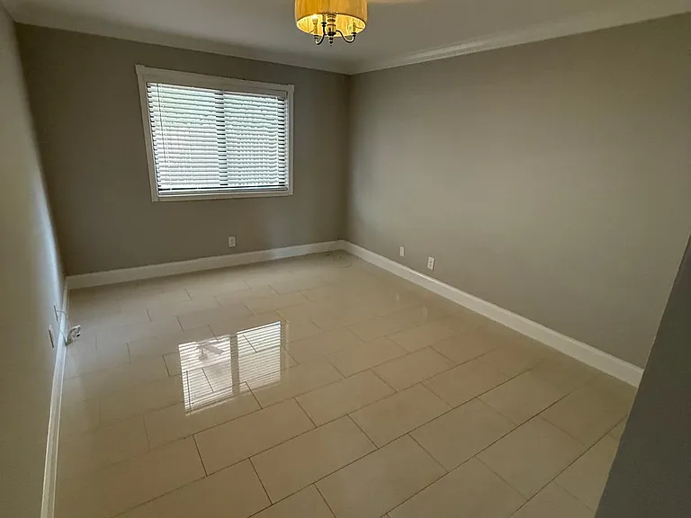 3528 NW 111th Ave — Photo 25