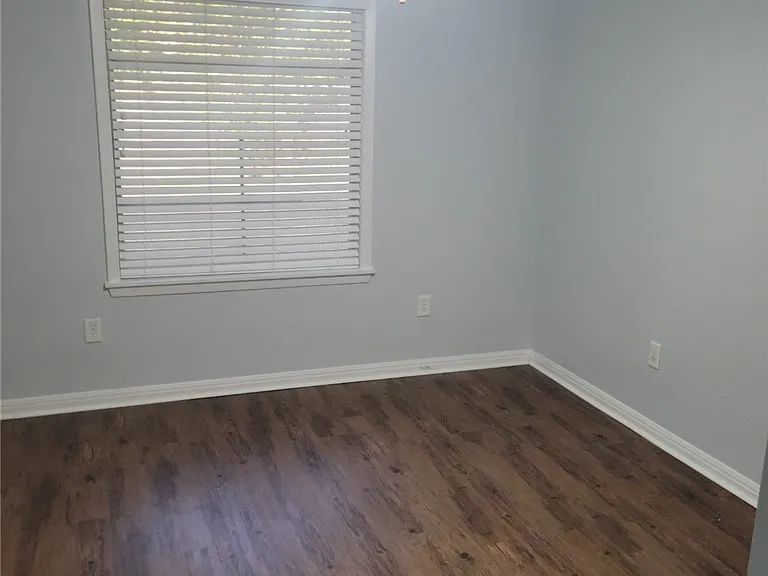 1000 Hereford St — Photo 12