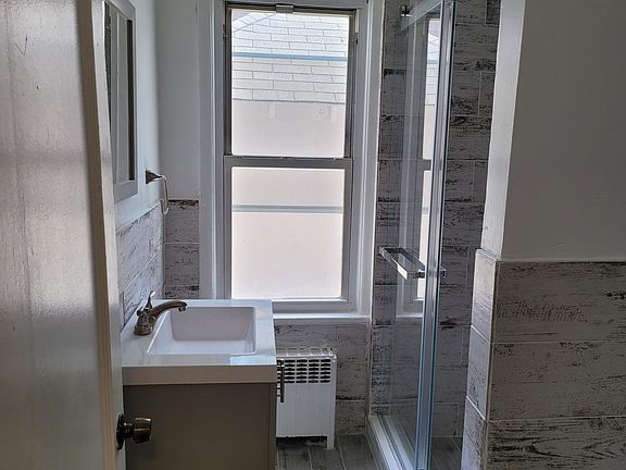 3rd image of 138 Elliott Ave APT 1