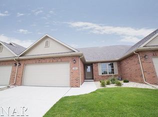 1403 Monterey Pine Dr, Normal, IL 61761