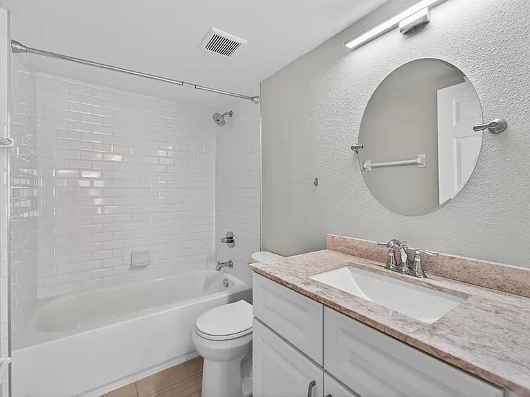 658 Green Valley Rd #B3 — Photo 77