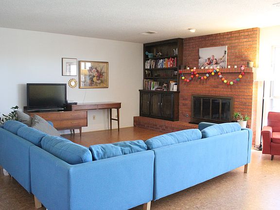 5th image of 12108 Saint Marys Dr NE