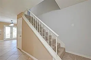 4 bed, 2.5 bath, 2442 sqft, $2,495 — Photo 2