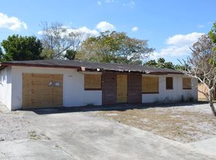1620 SE Apache Ave, Stuart, FL 34994