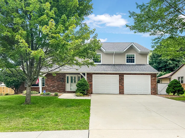 1026 Woodleaf Dr — Photo 5