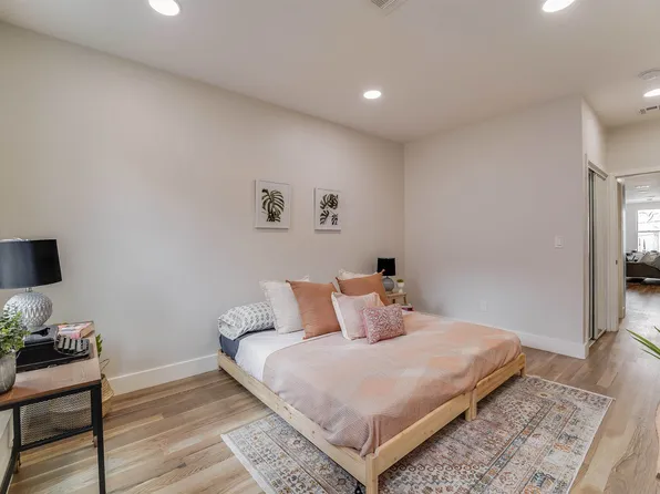 623 38th Street image 10 of 24