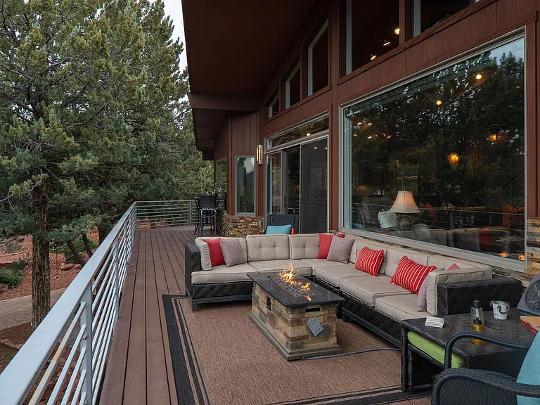 123 Foothills South Dr — Photo 31