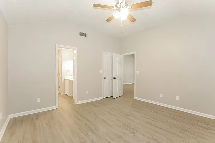 1901 Corners Cir — Photo 8