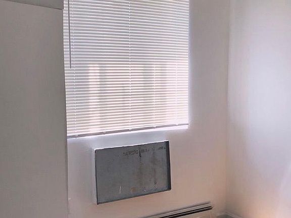 3rd image of 5833 85th St Floor 4