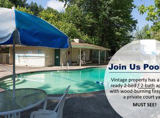 2302 SW Bertha Blvd APT 8, Portland, OR 97239
