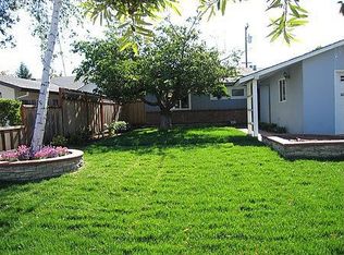 832 Mulberry Ln, Sunnyvale, CA 94087