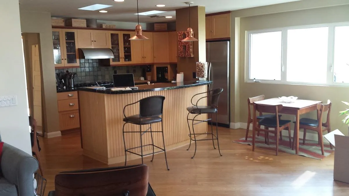 3 bed, 1150 sqft, $6,500 — Photo 2