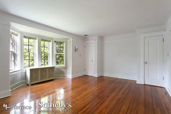 Sold by Terrace Sotheby's International Realty | media 65