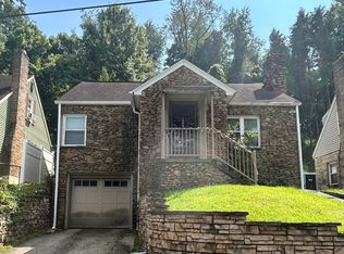 1300 Hillside Dr, Fairmont, WV 26554
