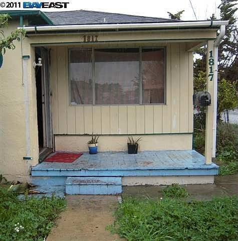 1st image of 1817 Pine Ave